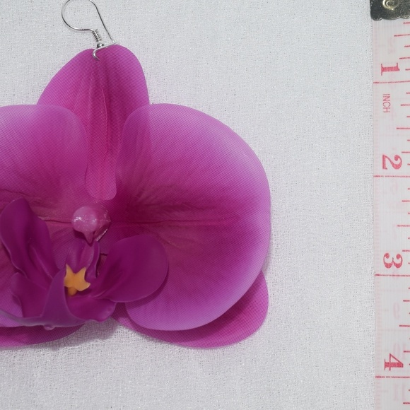 Fuchsia Phalaenopsis Orchid True Touch Artificial Earrings. - Picture 11 of 11